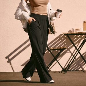 Fabletics Downtown Wide Leg Pant